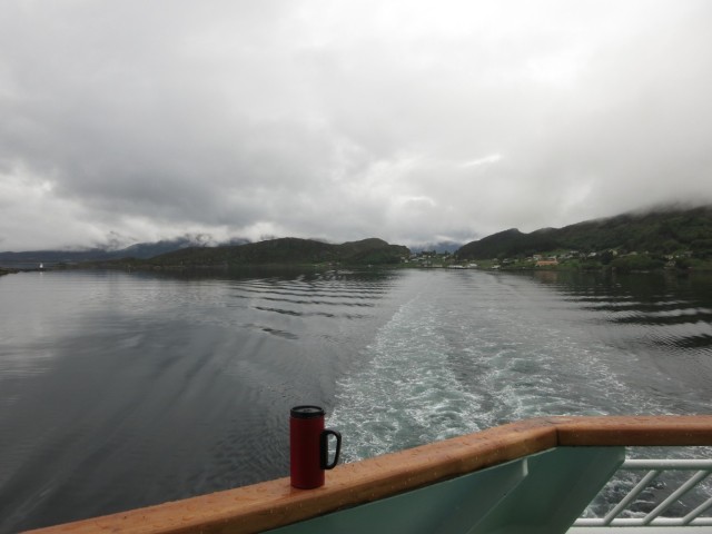Hurtigruten_2015-06-18_07-27